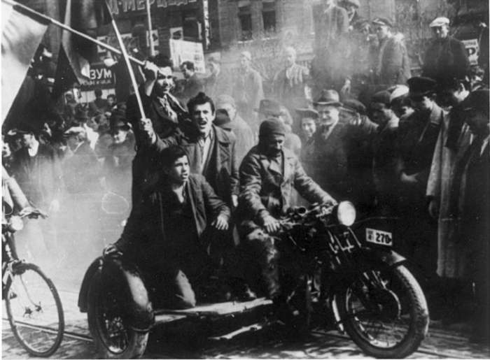 27-mart-1941-godine-u-Beogradu-demonstra