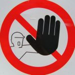 Crna ruka Stop znak za gradilište - photo by Zlatko Šćepanović