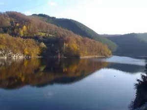 jezero-vrutci-zmajevo-jezero jezero-vrutci-zmajevo-jezero