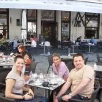 Odabrano društvo u bašti kafea "Mocart", Beč - Foto: A.G. (autor teksta)