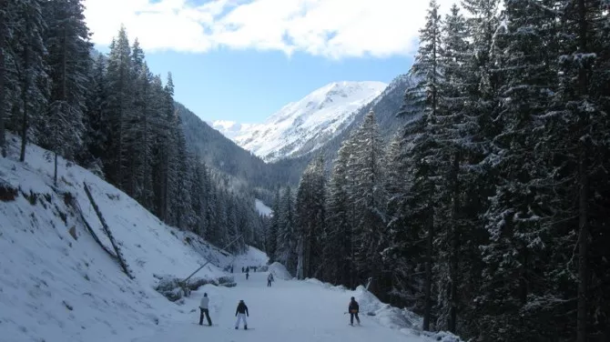 Banjsko 2010 Prilazak platou plavom stazom