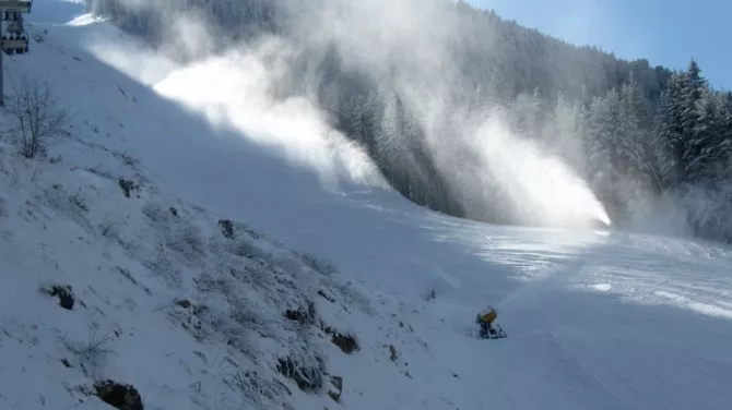 Bansko - Topovi za sneg u akciji na ski stazi i po suncu