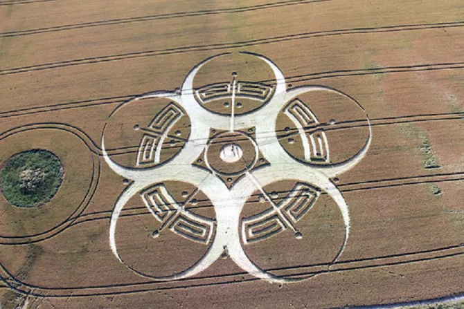Vanzemaljski crteži u žitu - Roundway Hill Vanzemaljski crteži u žitu - Roundway Hill