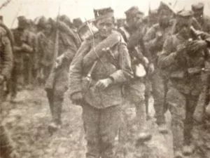 Mladi srpski vojnik iz Prvog svetskog rata