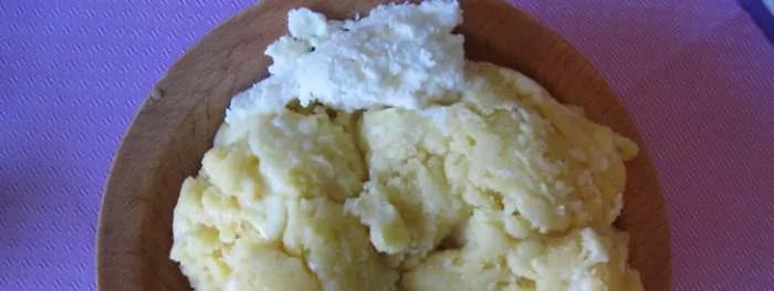 Crnogorski tradicionalni kačamak sa kajmakom photo Zlatko Scepanovic