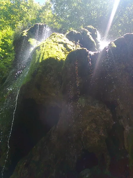 Nacionalni park Nera-Rumunija vodopadi