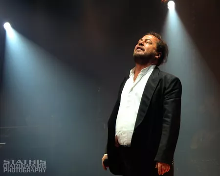 Djani Parios popularni grčki pevač najbolje grčke pesme Djani Parios popularni grčki pevač najbolje grčke pesme