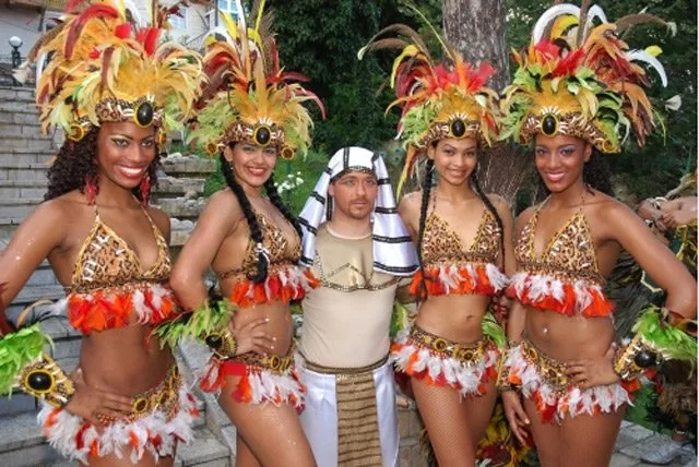 Karneval u Vrnjačkoj banji ili Medjunarodni Vrnjački karneval Karneval u Vrnjačkoj banji ili Medjunarodni Vrnjački karneval