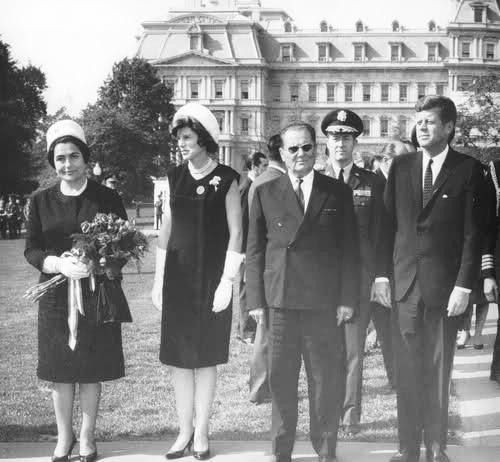 Feljton Josip Broz Tito i kult ličnosti: Mi smo Titovi, Tito je naš .. #8