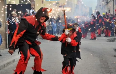 Katalonski ples djavola - zimski karneval demona Katalonski ples djavola - zimski karneval demona