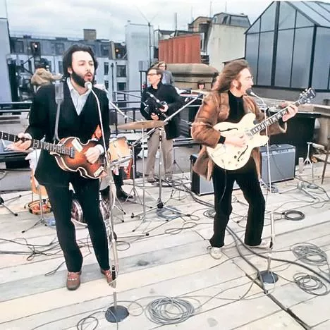 Poslednji koncert Bitlsa na krovu prekinula je policija Poslednji koncert Bitlsa na krovu prekinula je policija