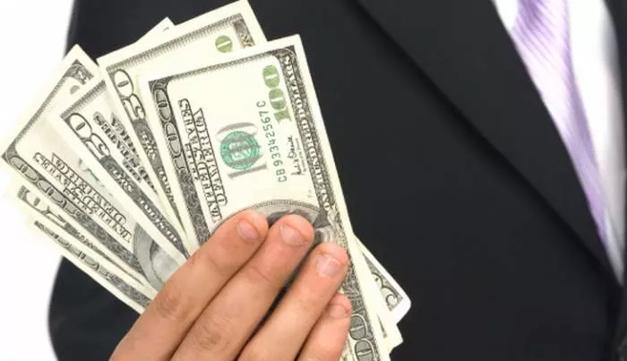 Da li vas novac čini zlobnim - Kako se ponašaju bogati? Da li vas novac čini zlobnim - Kako se ponašaju bogati?