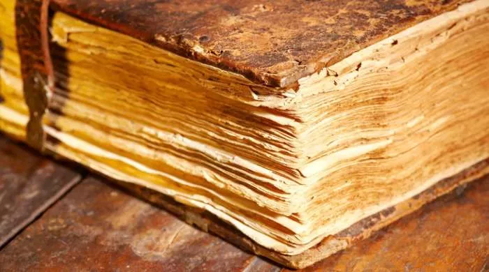 IZ STARE SVAŠTARE IZ STARE SVAŠTARE