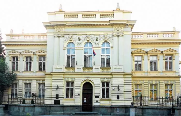 JELISAVETA NAČIĆ ‐ Prva žena arhitekta među Srbima i Osnovna škola Kralj Petar Prvi Beograd JELISAVETA NAČIĆ ‐ Prva žena arhitekta među Srbima i Osnovna škola Kralj Petar Prvi Beograd