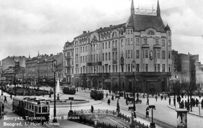 Stari Terazijski plato proektovala JELISAVETA NAČIĆ ‐ Prva žena arhitekta među Srbima Stari Terazijski plato proektovala JELISAVETA NAČIĆ ‐ Prva žena arhitekta među Srbima