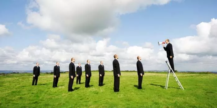 Vođa koji vodi ili zašto nam dobre vođe ulijevaju sigurnost lider