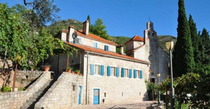 Manastir Praskavica i Crkva Svetog Nikole - Sveti Stefan Crna Gora