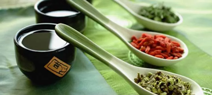 Pripremanje lekova i lekovitog bilja u kineskoj medicini Pripremanje lekova i lekovitog bilja u kineskoj medicini