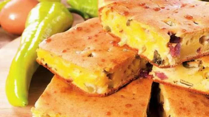 Carska urnebes proja sa šunkom i paprikom Carska urnebes proja sa šunkom i paprikom