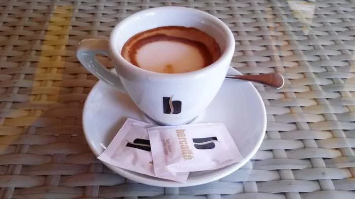 Espreso patrola - El Derecho kafe, Pravni fakultet u Beogradu i ocena kvaliteta espreso kafe Espreso patrola - El Derecho kafe, Pravni fakultet u Beogradu i ocena kvaliteta espreso kafe