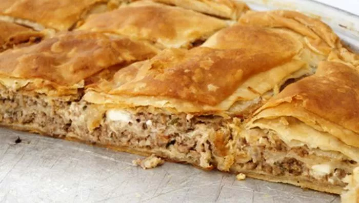 Kako se brzo pravi pita sa mesom - brzi recept za pitu sa mesom