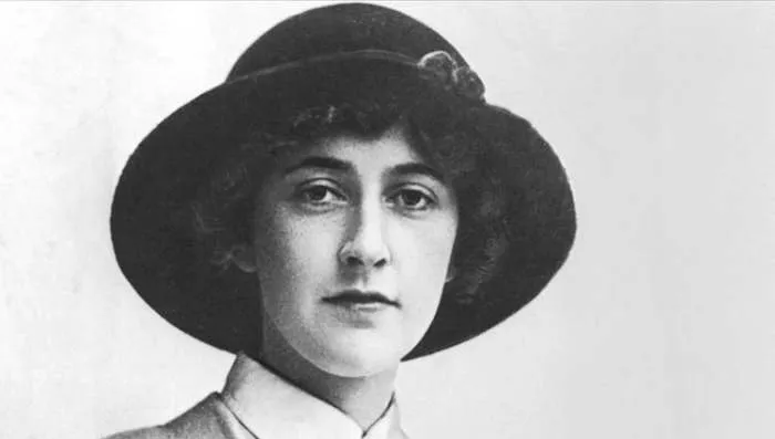 Agatha-Christie - Agata Kristi i njena ljubavna priča - velika ljubav Agate Kristi Agatha-Christie - Agata Kristi i njena ljubavna priča - velika ljubav Agate Kristi