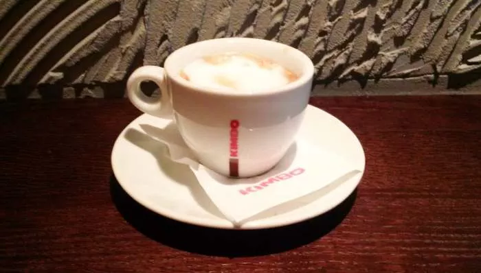 Kafe Intimo kod Kluza u Beogradu Kafe Intimo kod Kluza u Beogradu