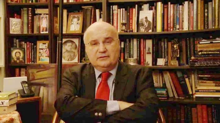 Poslednja opomena ušuškanim elitama Zapada - Dušan Bataković istoričar Poslednja opomena ušuškanim elitama Zapada - Dušan Bataković istoričar