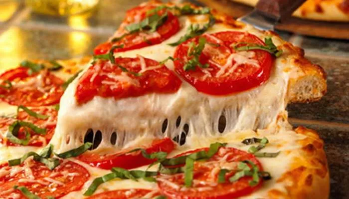 Kako izgleda originalna pizza napolitana Kako izgleda originalna pizza napolitana