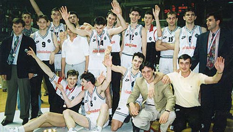 KK-Partizan-tim-prvak-Evrope-1992-godine-750x425.jpg