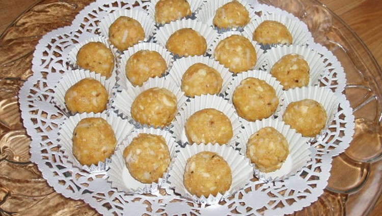 Recept za posne kuglice od pomorandže sa kokosom Recept za posne kuglice od pomorandže sa kokosom