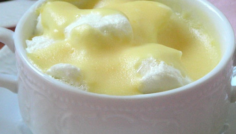 Recept za Šnenokle - knedle od belanca u vanila kremu Recept za Šnenokle - knedle od belanca u vanila kremu