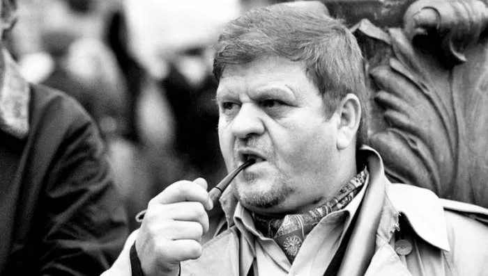 Jugoskandik jezdimir-vasiljevic Sudjenje Miloševiću i stvaranje Srpske vojske Jugoskandik jezdimir-vasiljevic Sudjenje Miloševiću i stvaranje Srpske vojske