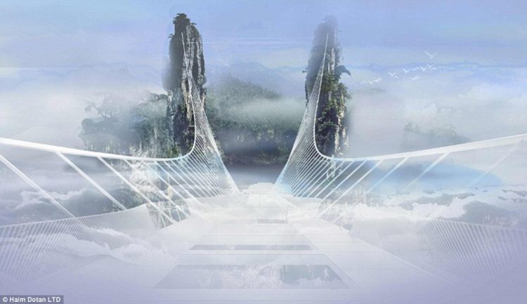 Glass bridge in China 3