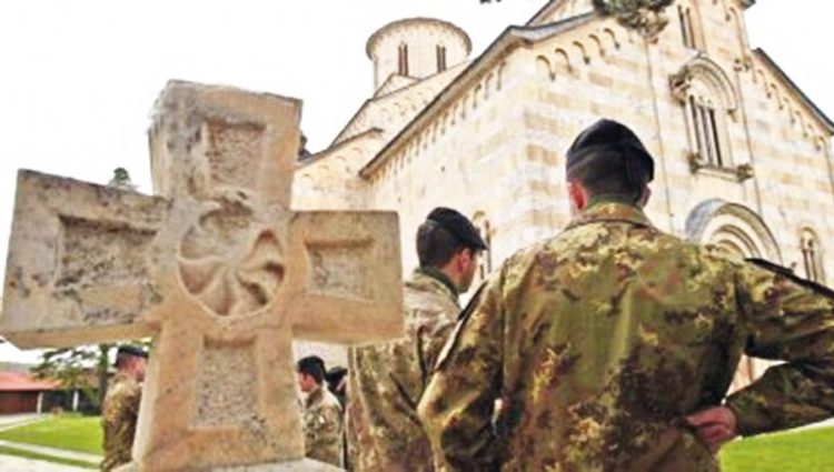 Manastir Dečani - pesma Kako poneti manastire