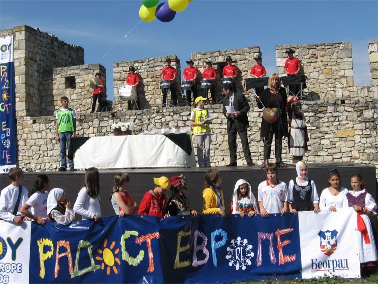 1327102_Radost_Evrope