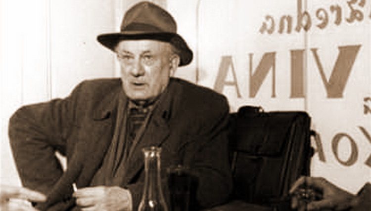 Tin Ujević hrvatski pjesnik i kralj kavana Tin Ujević hrvatski pjesnik i kralj kavana
