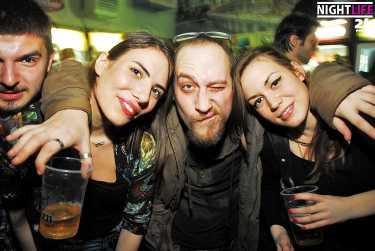 Vračar roks ekipa
