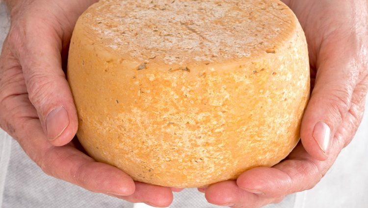 Recept za Lički sir pravljen sa sirćetom - škripavac