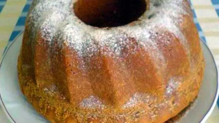 kuglof sa lešnicima