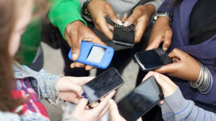 zavisnost od društvenih mreža