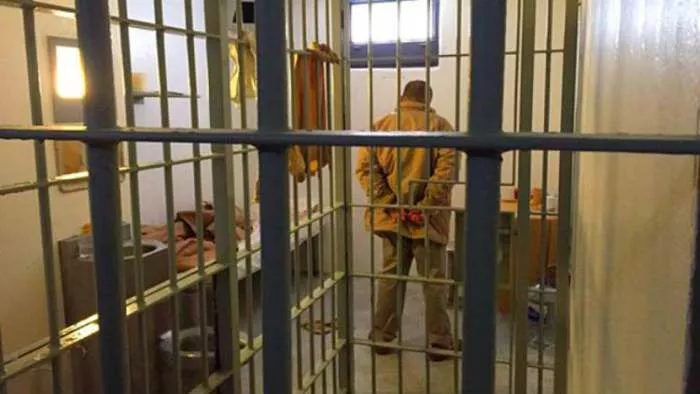 zatvorenička dilema