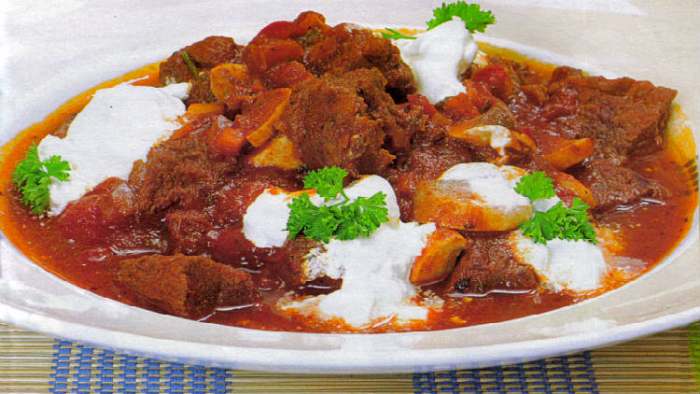 ragu sa šampinjonima