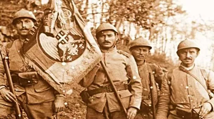 kreće se lađa francuska