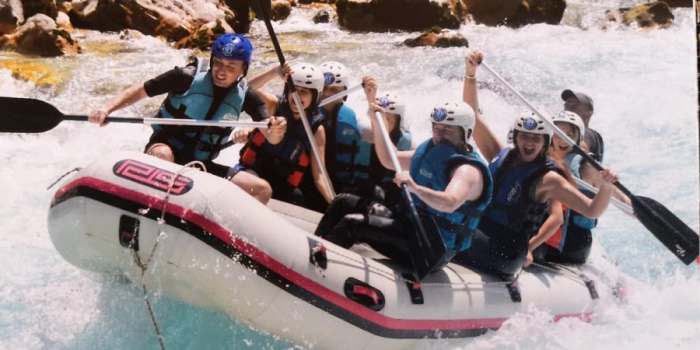 Rafting Tarom posada - smeštaj u bungalovima, reka Tara i kad je najbolje za spust rekom