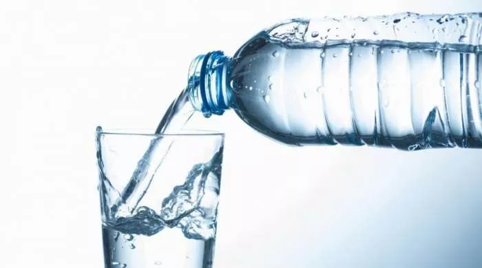 Hidriranje tela - koliko vode treba piti dnevno Hidriranje tela - koliko vode treba piti dnevno