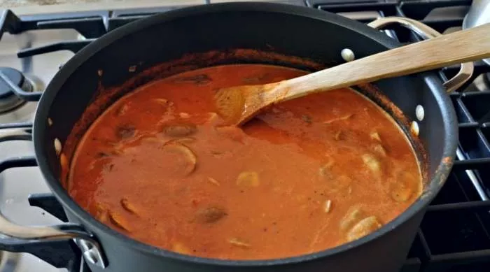 paradajz čorba sa šampinjonima