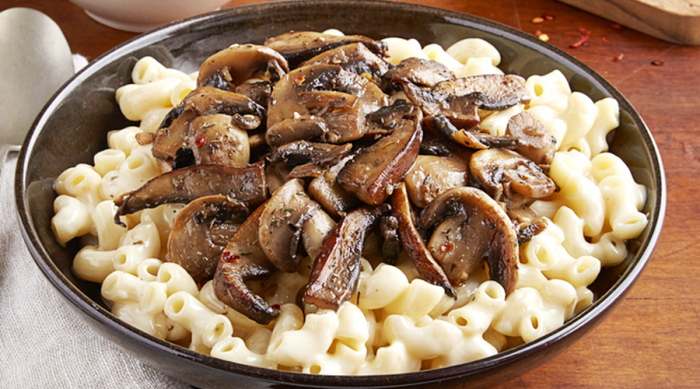 Veganski makaroni - recept za posne makarone sa spanaćem i pečurkama