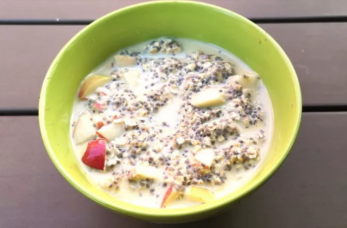 Čistač Musli je dijetalni doručak - jutarnja ovsena kaša za čišćenje creva Čistač Musli je dijetalni doručak - jutarnja ovsena kaša za čišćenje creva