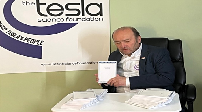 tesla prošlost